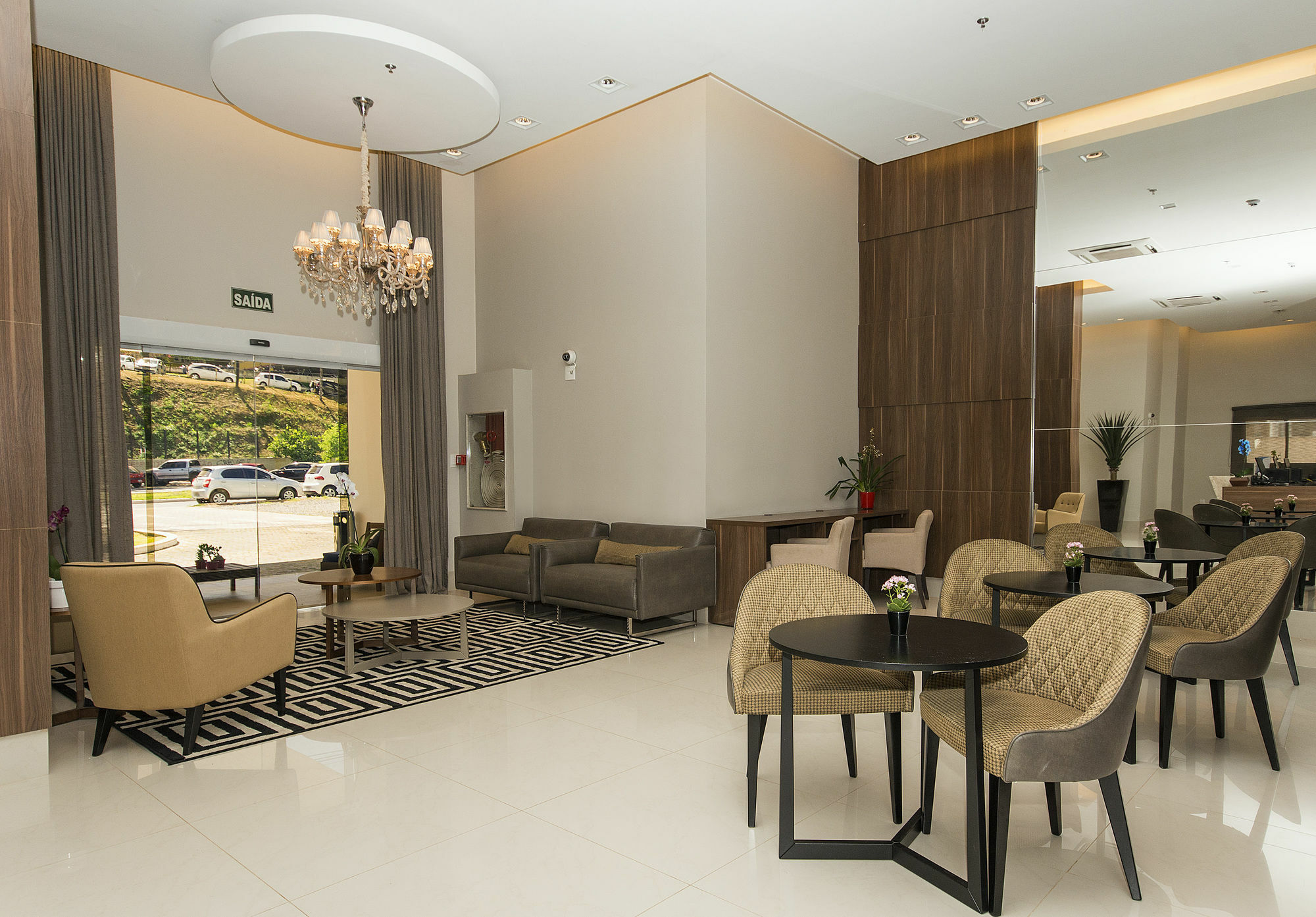 Comfort Hotel Cuiaba מראה חיצוני תמונה