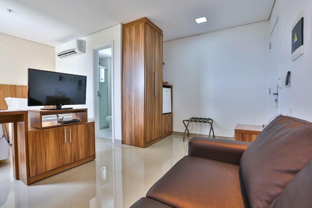 Comfort Hotel Cuiaba מראה חיצוני תמונה