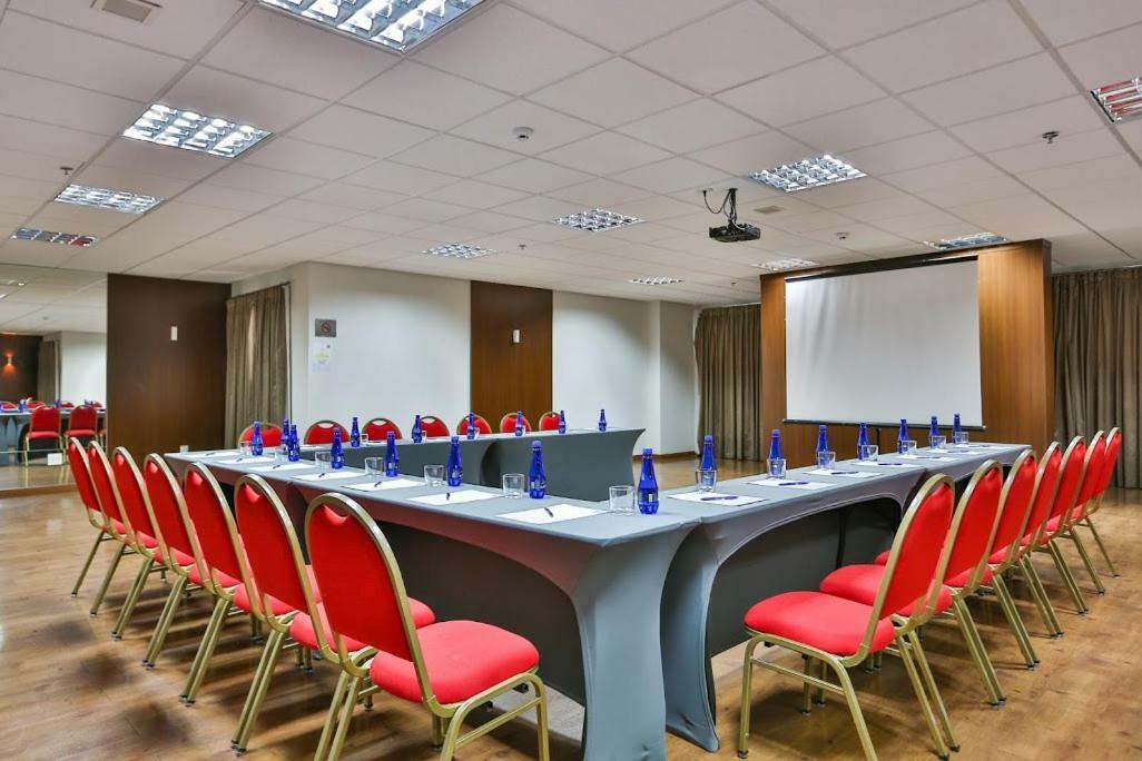 Comfort Hotel Cuiaba מראה חיצוני תמונה