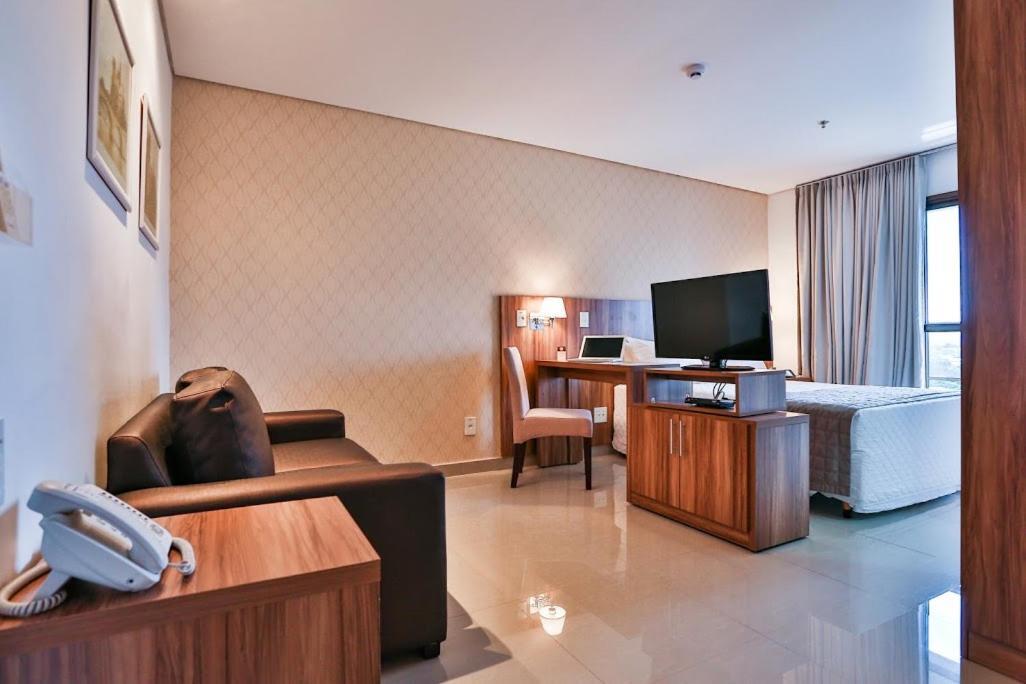 Comfort Hotel Cuiaba מראה חיצוני תמונה